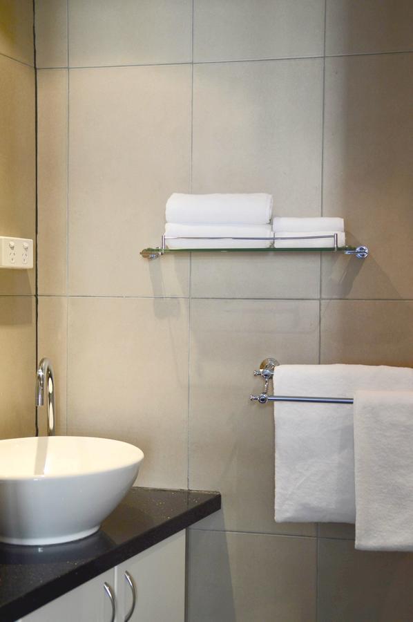 King Deluxe Apartments Melbourne Eksteriør bilde